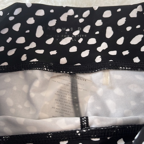 Sarah’s day X White fox tights - Picture 2 of 6